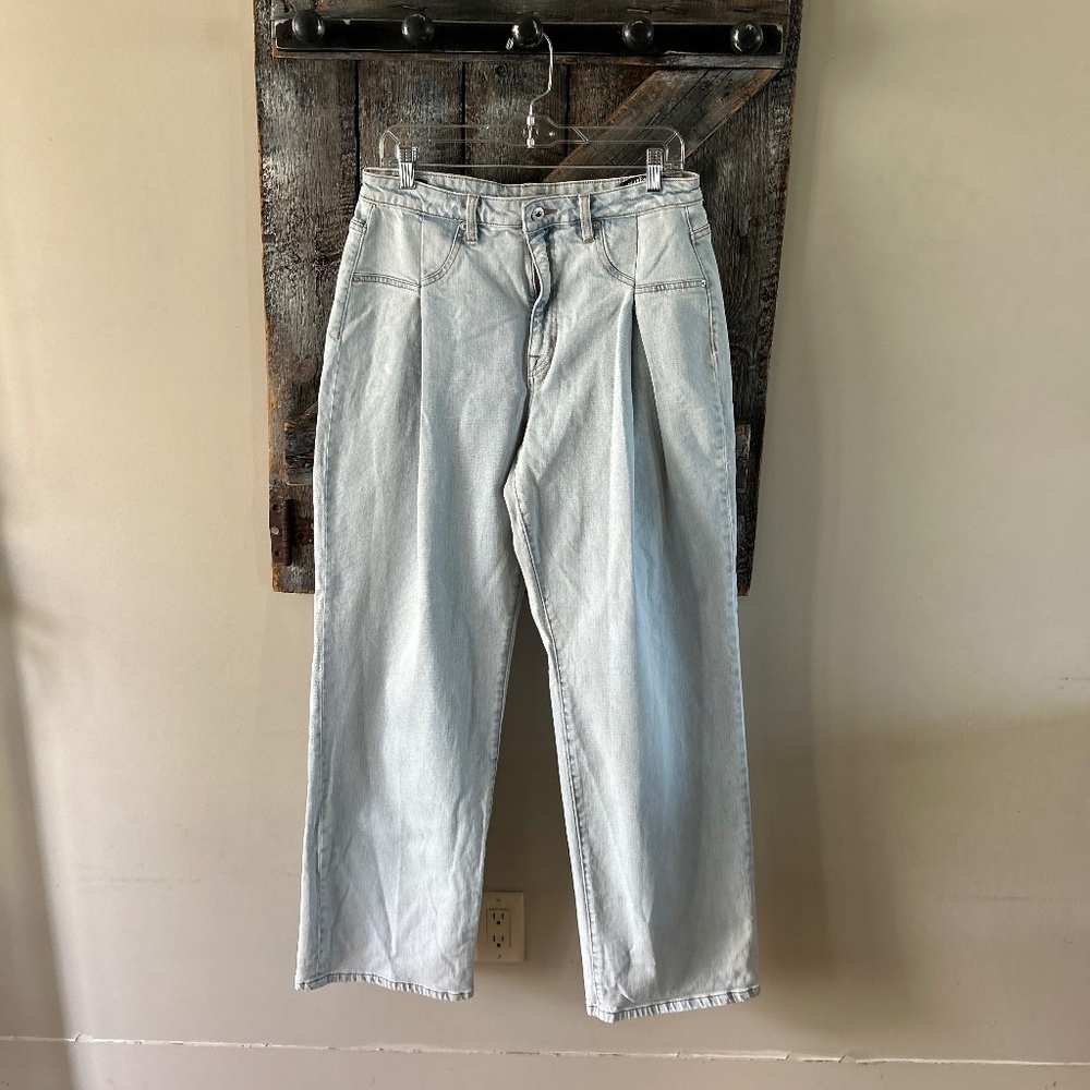 Women's Buffalo Pleated Super High Rise Loose Straight Jennifer Jeans